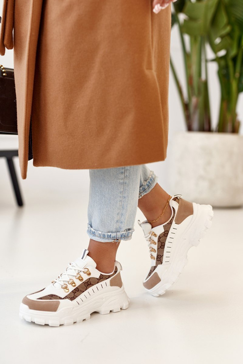 Жіночі кросівки на масивній підошві білі Daydreamer