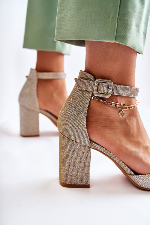 Блискучі човники на батончику Gold Amira