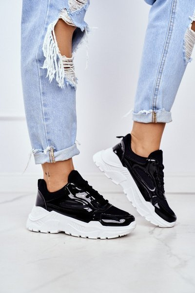 Спортивні жіночі туфлі лаковані чорні Wenson