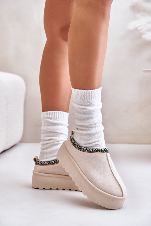 Жіночі тапочки на платформі з вишивкою світло-бежеві Neroma