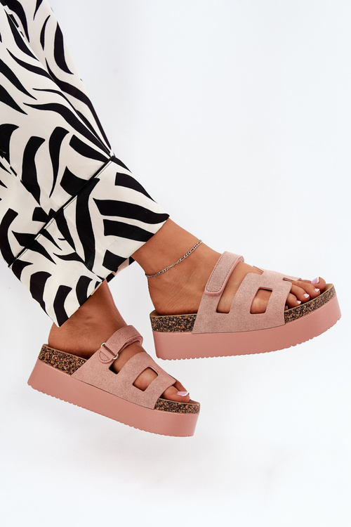 Сандалі На Масивній Платформі Рожеві Daldiva