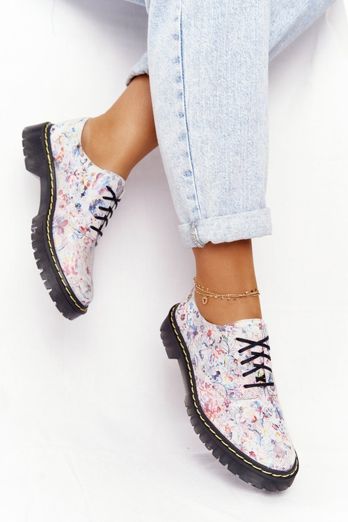 Жіночі шкіряні броги Оксфорди Maciejka 04087-38 білі з квітами