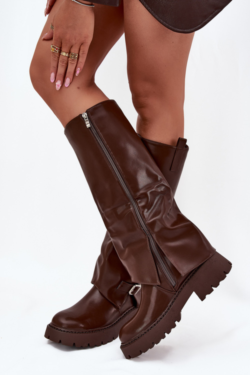 Утеплені чоботи з загнутим халявою та пряжкою шоколадні Fiorae