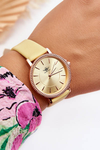 Жіночий класичний поясний годинник Michael John жовтого кольору