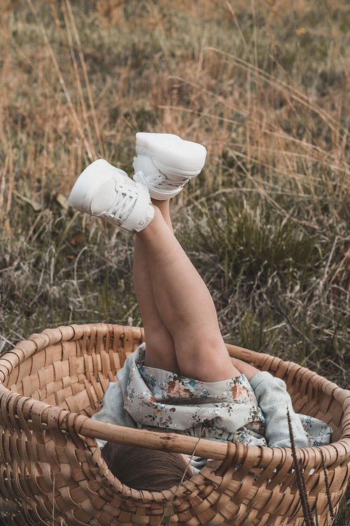 Дитяче шкіряне спортивне взуття на липучці White Angel