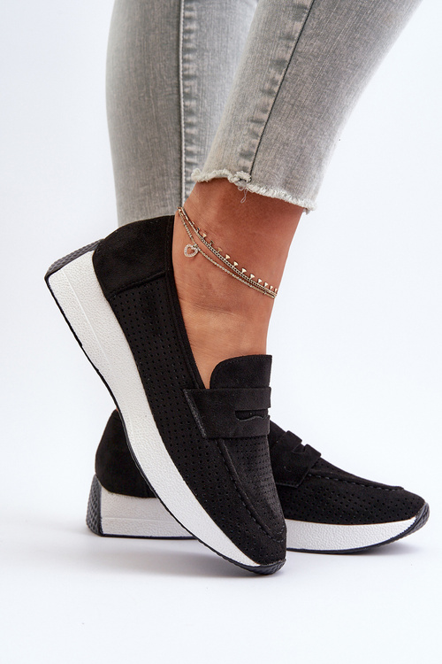 Жіночі лофери на платформі з чорної еко-замші Inesqua