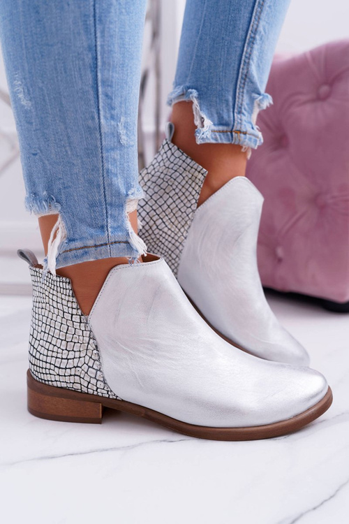 Жіночі весняні шкіряні черевики на плоскому каблуці Silver Madness