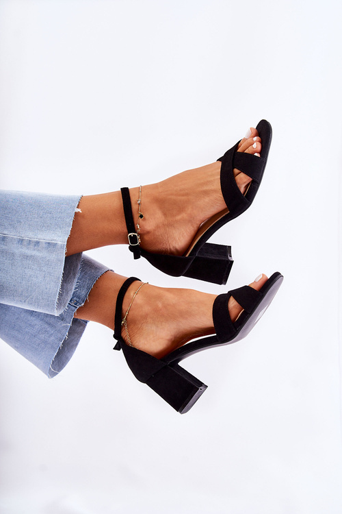 Класичні жіночі босоніжки на підборах Чорні Ester