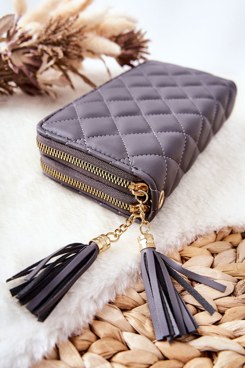 Великий стьобаний гаманець із застібками сірого кольору