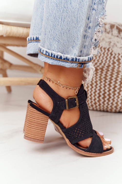 Ажурні босоніжки на блочному каблуці чорні Hey Lover