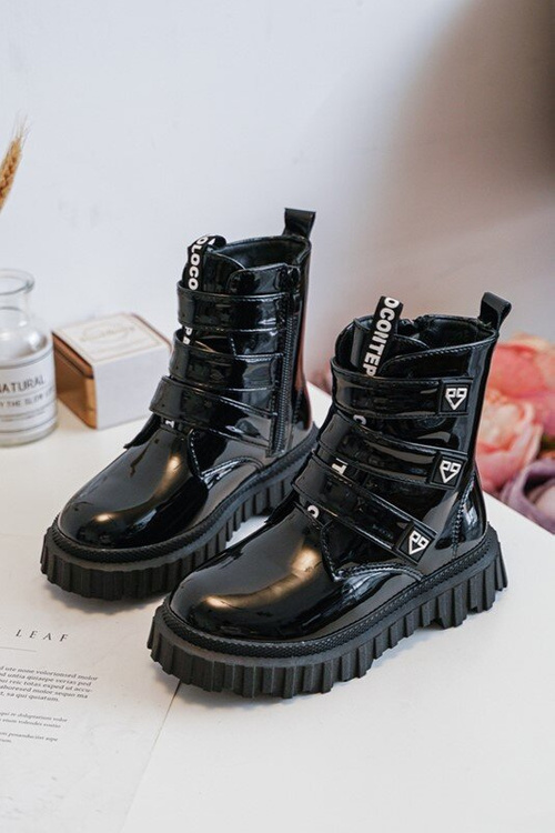 Чорні чоботи на підкладці для дівчинки