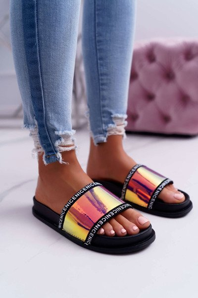 Жіночі рожеві шльопанці Nerdo з переливами