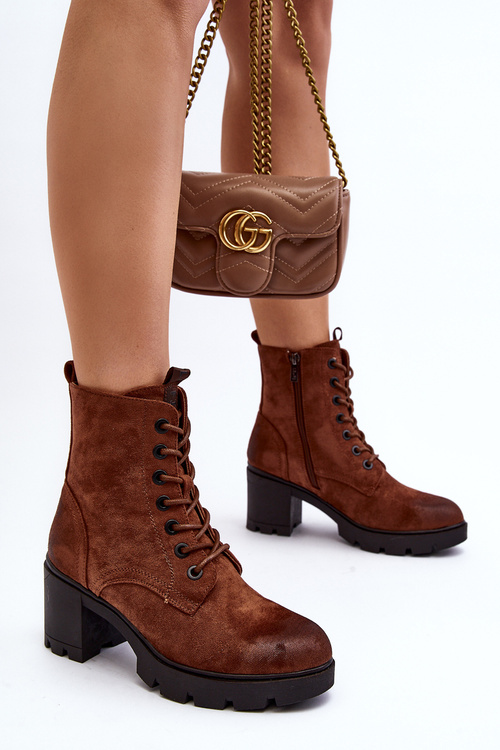 Жіночі ботильйони на шнурівці коричневого кольору Lunielle