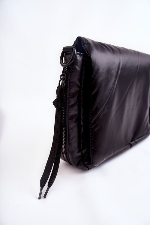 Жіноча сумка Big Star KK574015 чорна