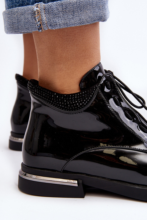 Жіночі лаковані туфлі на підборах Lu Boo Black