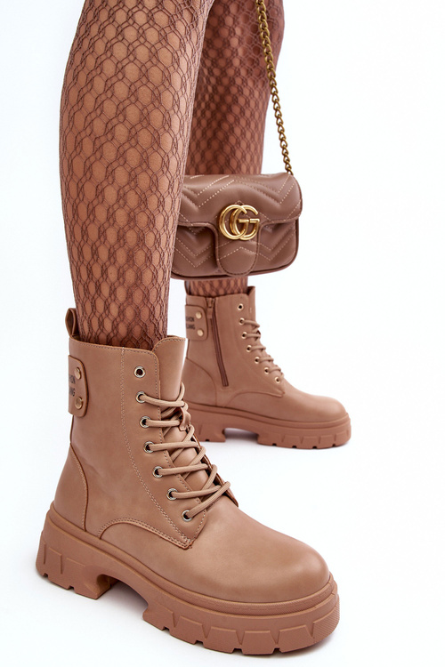 Жіночі броги на шнурівці на плоскій підошві бежеві Brenhile