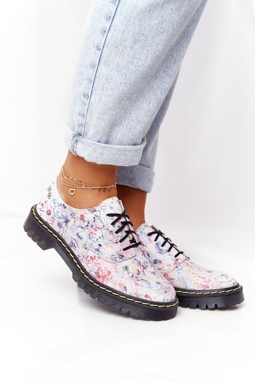 Жіночі шкіряні броги Оксфорди Maciejka 04087-38 білі з квітами