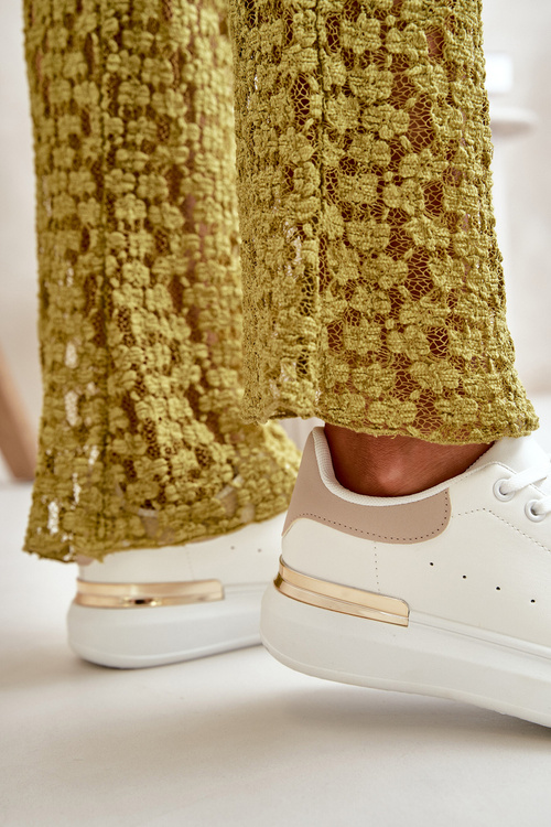 Низькі жіночі кросівки на платформі з еко шкіри біло-бежеві Nevelena