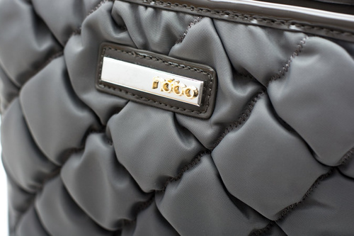 Стьобана сіра сумочка Letterbox Nobo