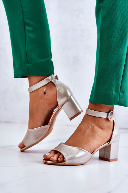 Шкіряні босоніжки на високих підборах Vinceza 23-20100 Золотий