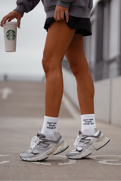 Жіночі шкарпетки з текстом Hotter Than Your Ex White