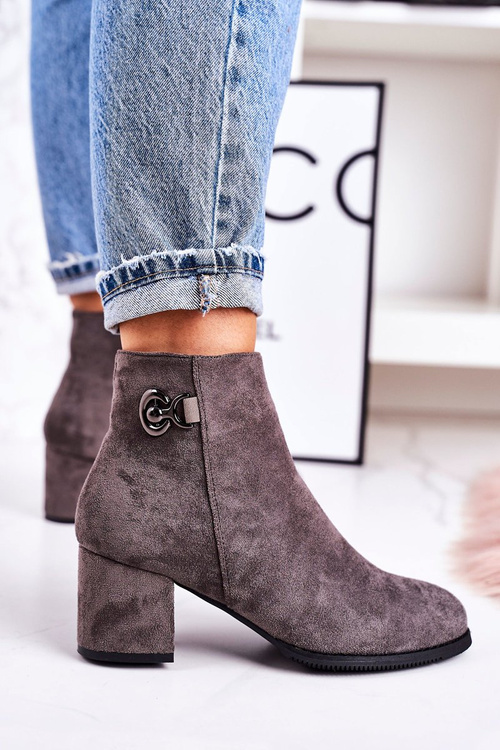 Класичні жіночі утеплені чоботи на каблуці Сірі Success