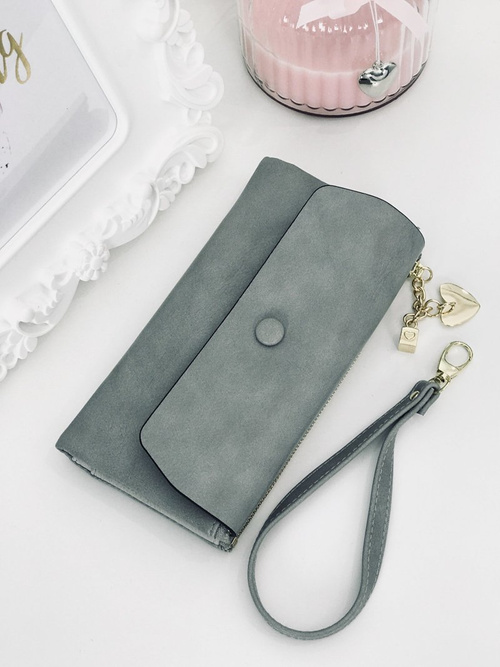 Великий жіночий блакитний гаманець із брелоком у формі серця