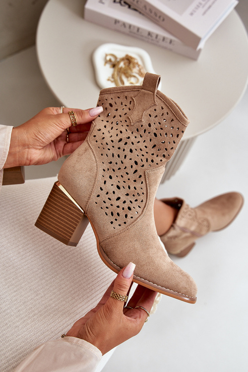 Ажурні ботильйони на каблуці з еко замші на блискавці темно-бежеві Sevana