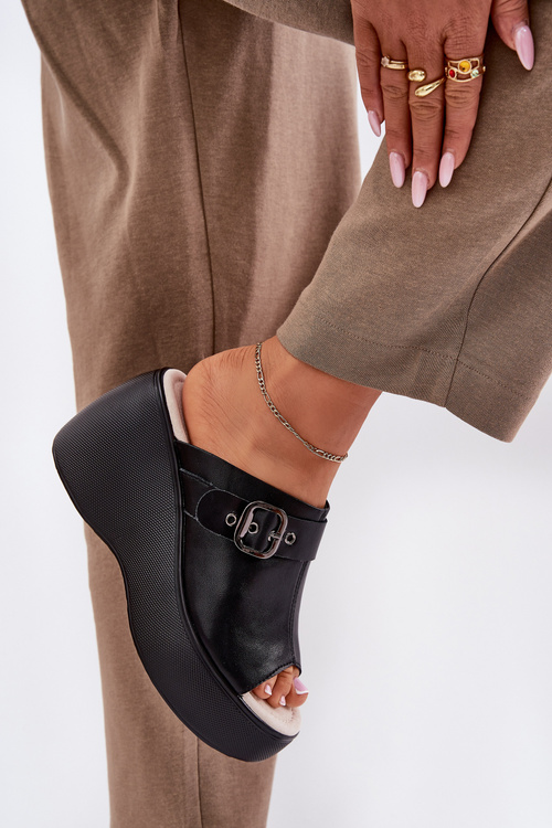 Шкіряні Жіночі Сандалі На Платформі І Каблуці З Пряжкою Чорні S.Barski LR51-542