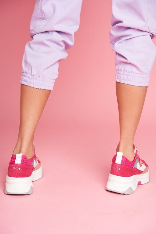 Жіноче спортивне шкіряне взуття GOE Pink FF2N3010
