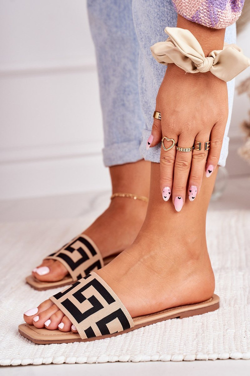 Жіночі класичні тапочки бежеві Melinda