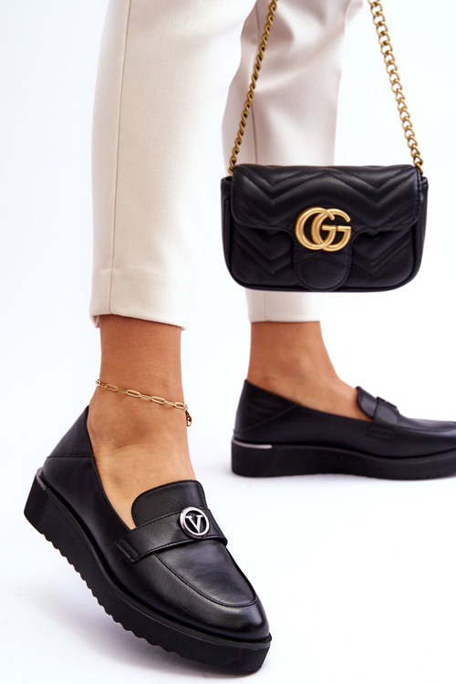 Жіночі шкіряні лофери на низькій танкетці Black Synthia