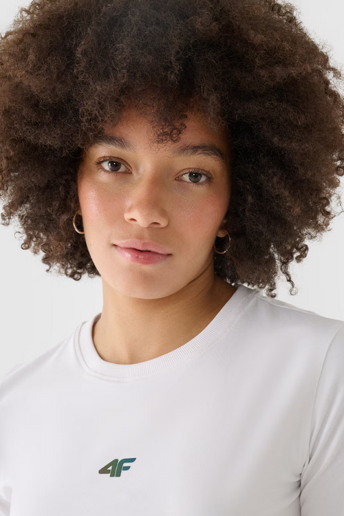 Жіноча бавовняна футболка Slim Cropped 4F біла 4FWAW24TTSHF1701-10S