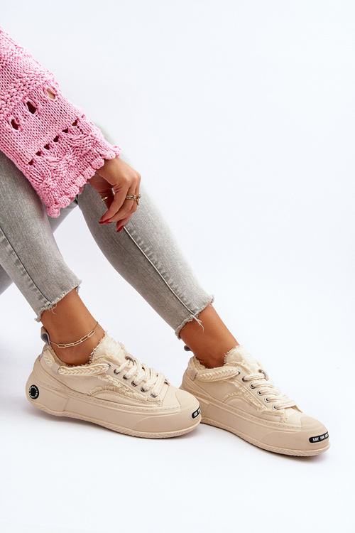 Жіночі кросівки GOE NN2N4060 Бежеві