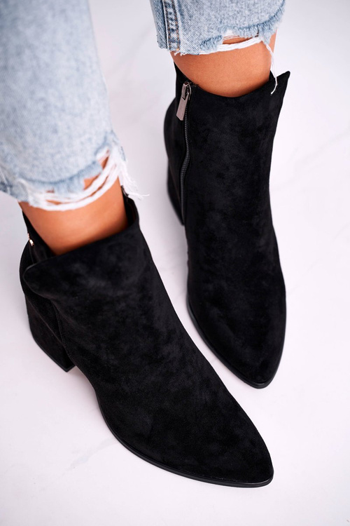 Чоботи жіночі на підборах чорні So Good