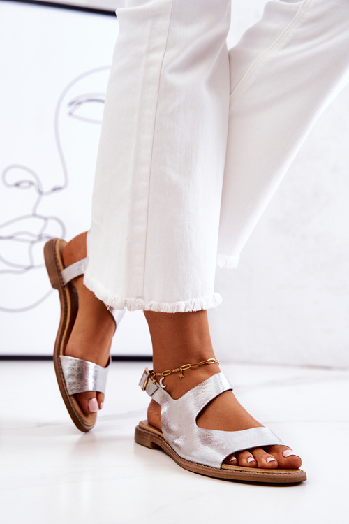 Босоніжки зі шкіряною пряжкою Lewski 3041 срібло