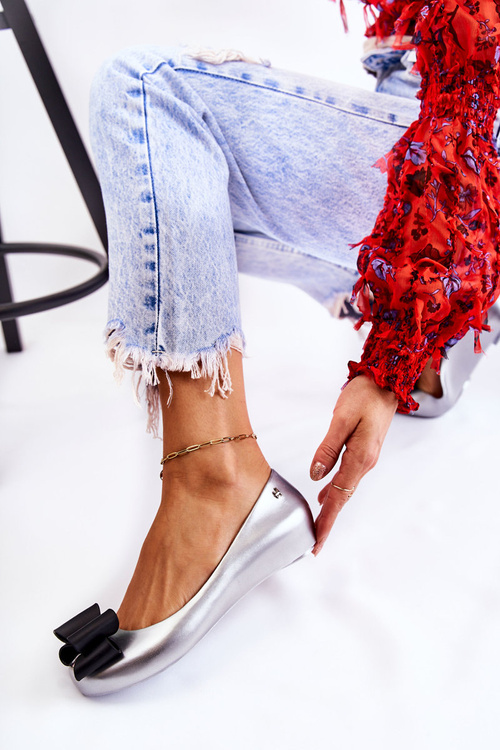 Жіночі гумові балерини з бантом, срібна квіточка