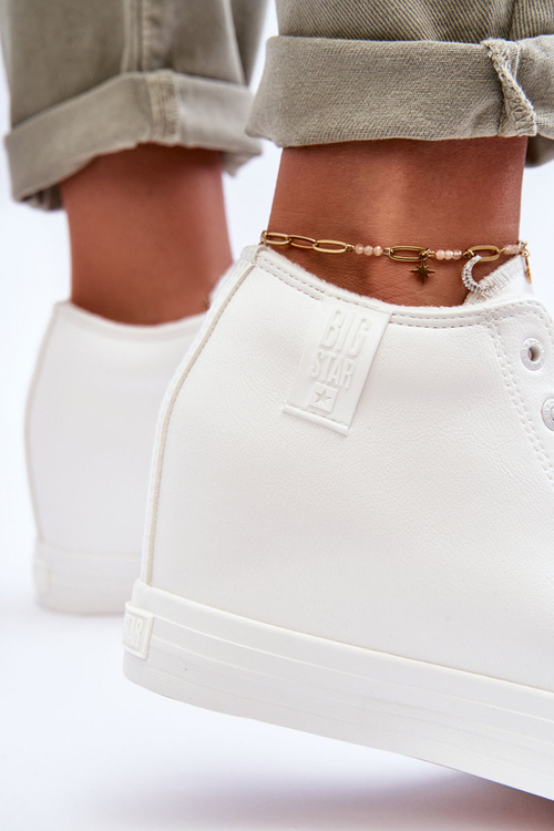 Жіночі шкіряні кросівки на танкетці Big Star MM274002 Білі