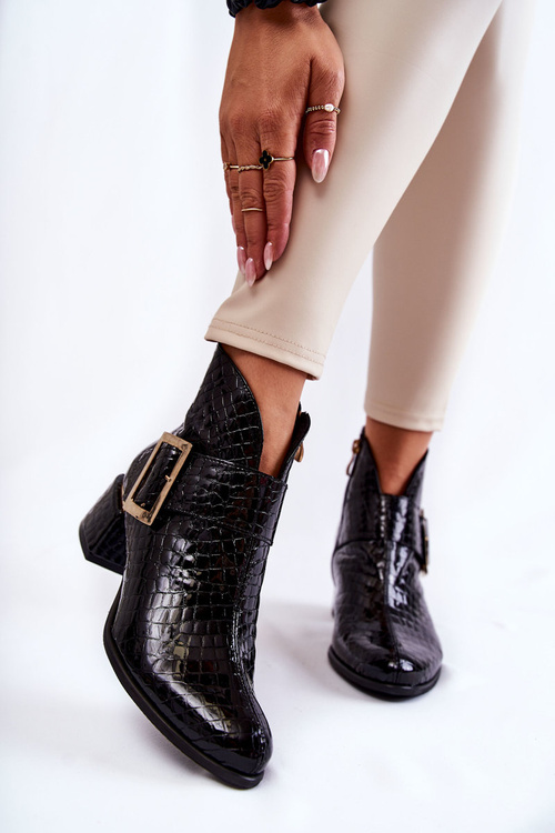 Шкіряні чоботи з малюнком "крокодил" на блискавці. Чорні Briana