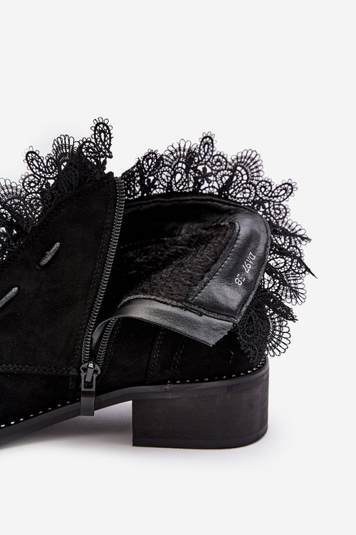 Жіночі замшеві чоботи на плоскому каблуці чорні Klemovia