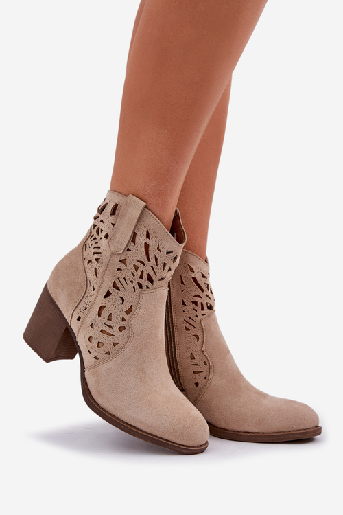 Перфоровані Чоботи На Блочному Каблуці Бежеві Нурісса