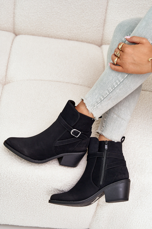 Ковбойські ботильйони з гострими носами, утеплені на блискавці, чорні Glamer