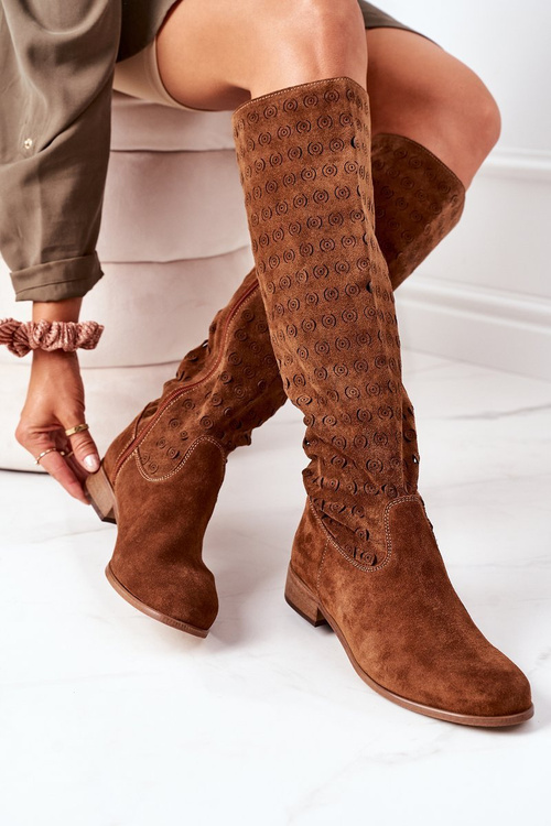 Ажурні замшеві високі чоботи коричневого кольору Montana