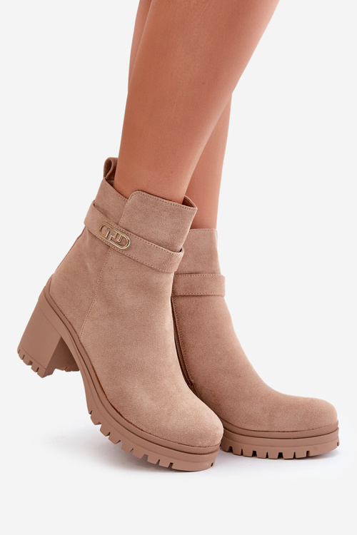 Жіночі еко замшеві чоботи на підборах утеплені на блискавці бежеві Laonora