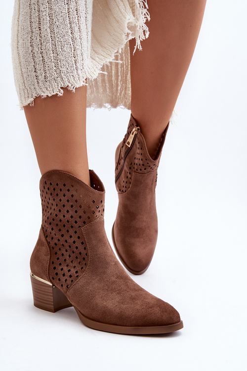 Коричневі ботильйони Cilvana з вирізом на низькому каблуці