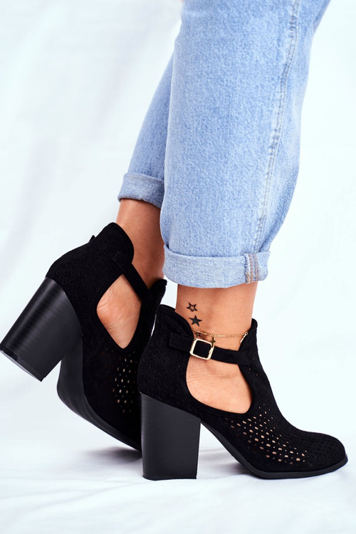 Чоботи жіночі на високому каблуці Чорні Morrena