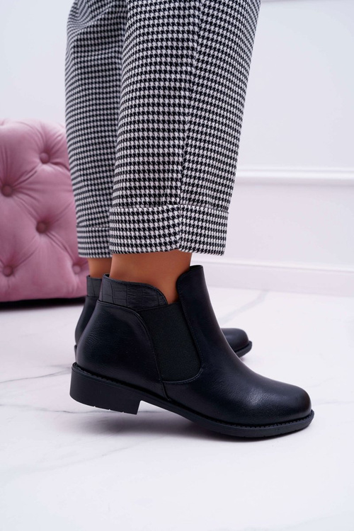 Жіночі черевики на плоскій підошві Чорні Estacanto