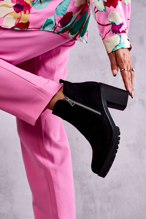 Замшеві Чоботи на високих підборах на блискавці Чорні Sevione