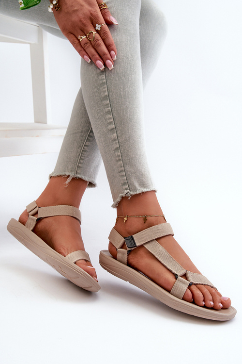 Жіночі спортивні босоніжки бежеві Ultimate