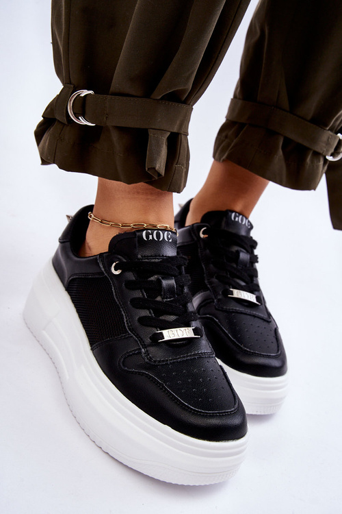 Жіноче класичне спортивне взуття GOE LL2N4061 Чорний
